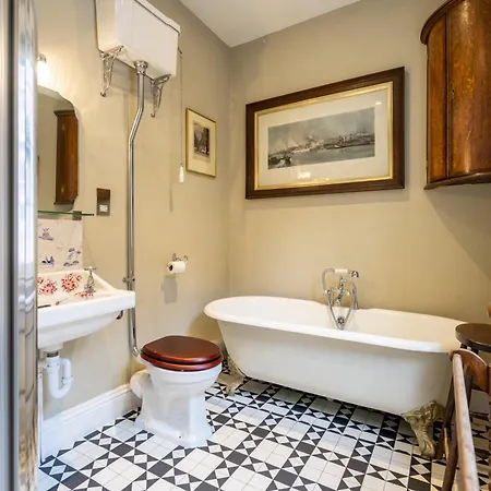 The Victorian House